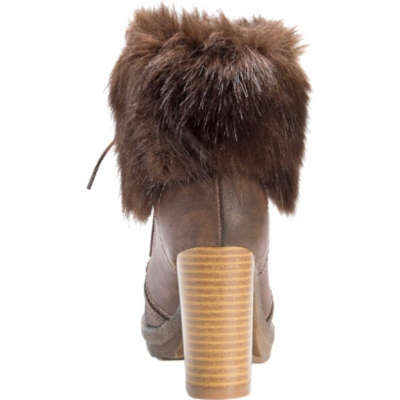 Muk Luks 3” heel boots with faux fur NWT - Picture 7 of 7